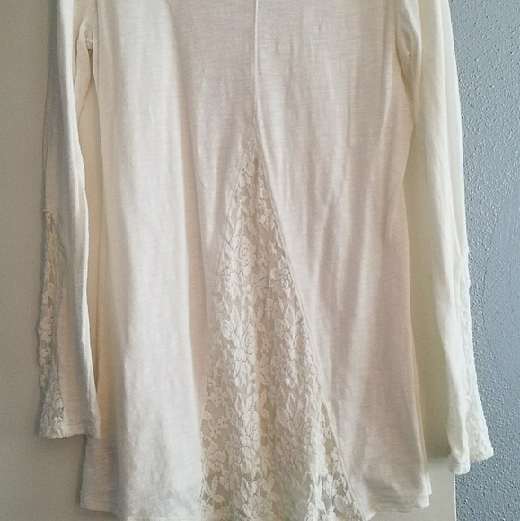 Top - Picture 2 of 2